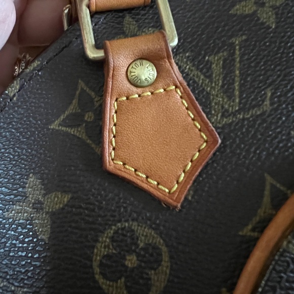 ‼️🌺Authentic Louis Vuitton Ellipse in PM size 🌸‼️ - Picture 12 of 12